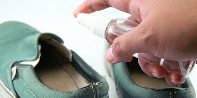 Desinfektion von Schuhen bei Pilzinfektionen